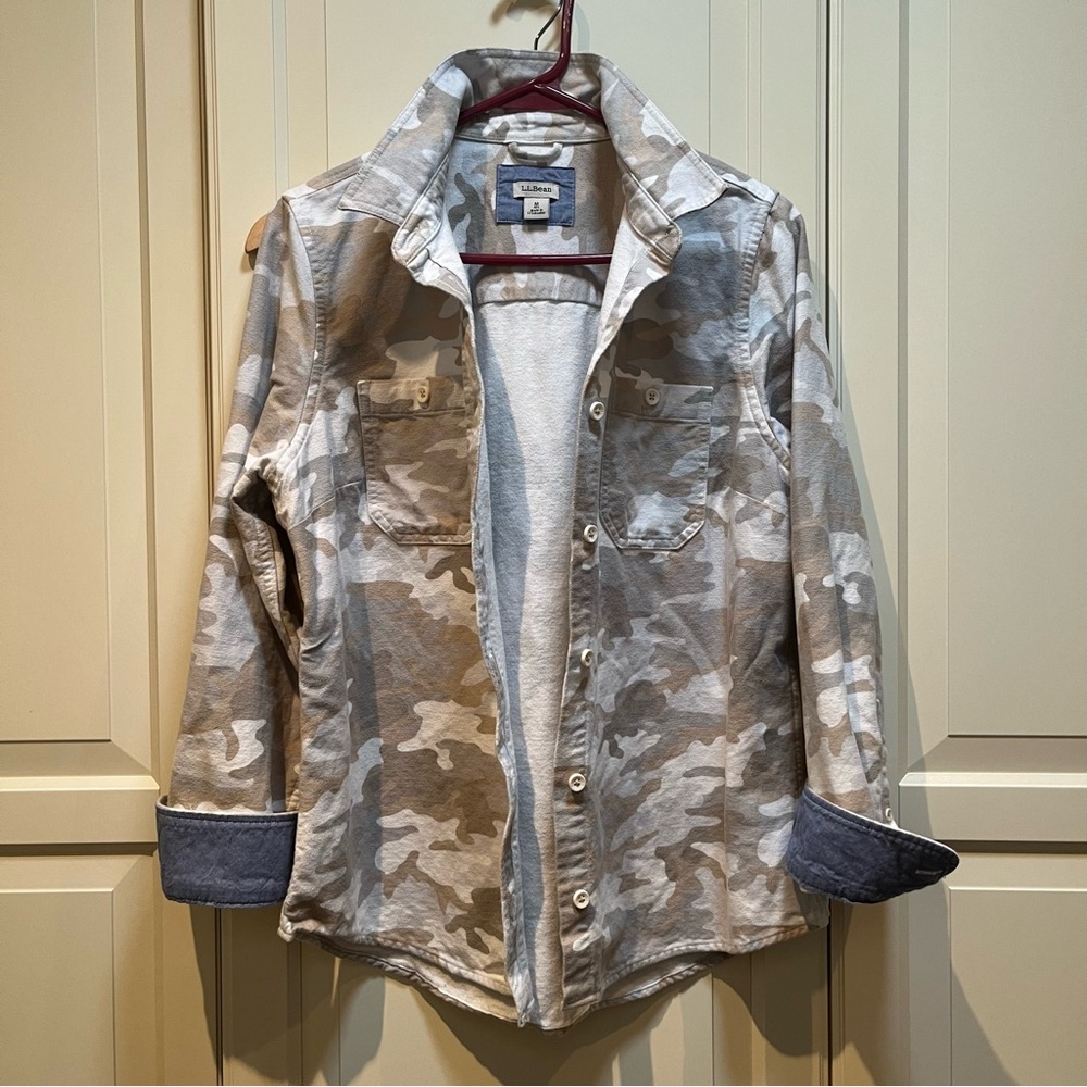 LL Bean Sz M Heritage Chamois Shirt - Picture 7 of 10